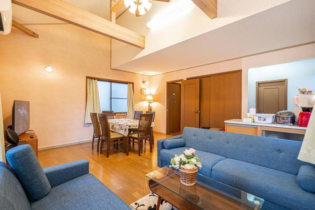 B&B Karuizawa - 北軽井沢の大自然を満喫できる貸切別荘有料送迎車あり - Bed and Breakfast Karuizawa