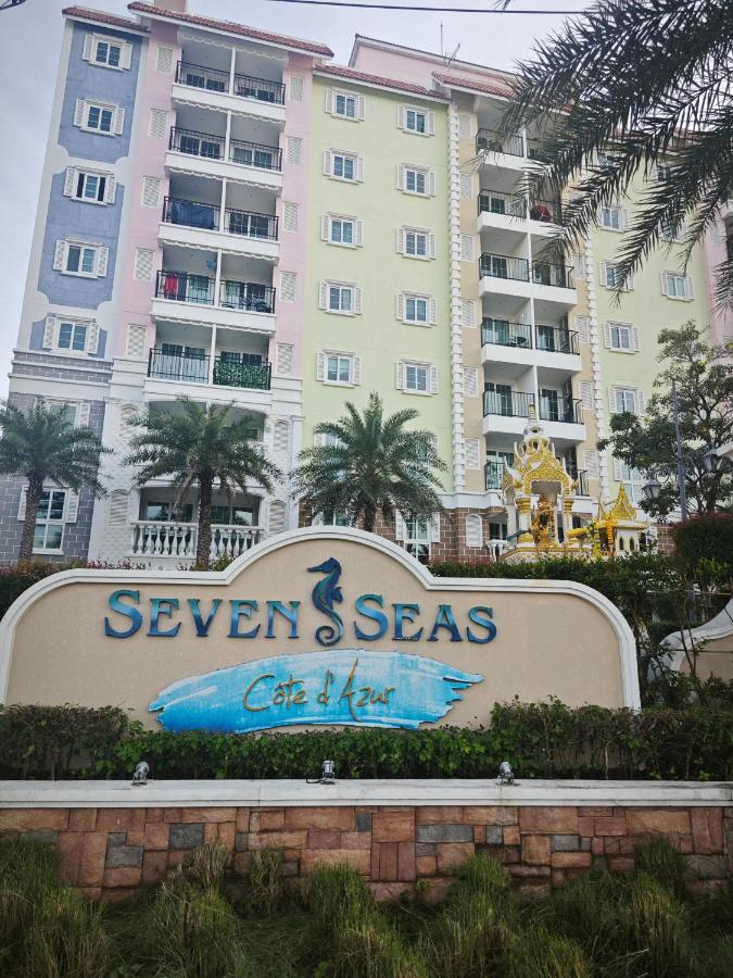 Seven Seas Cote d'Azur, Jomtien Beach Pattaya - B&B