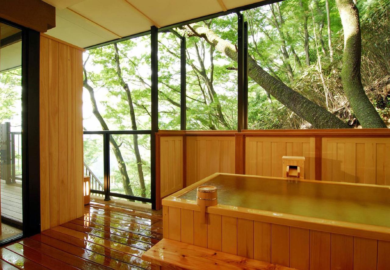 Suite de Luxe avec Baignoire Extérieure