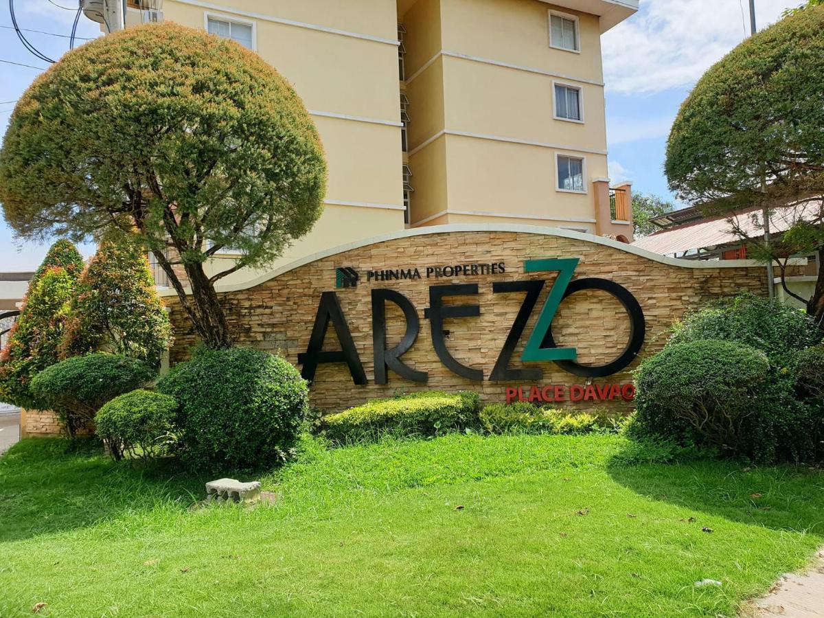 Emotera Place @ Arezzo Place Davao - B&B