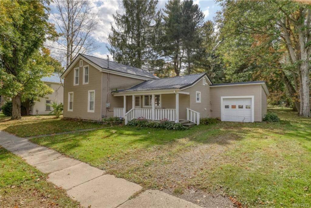 Close to Town - B&B Ellicottville