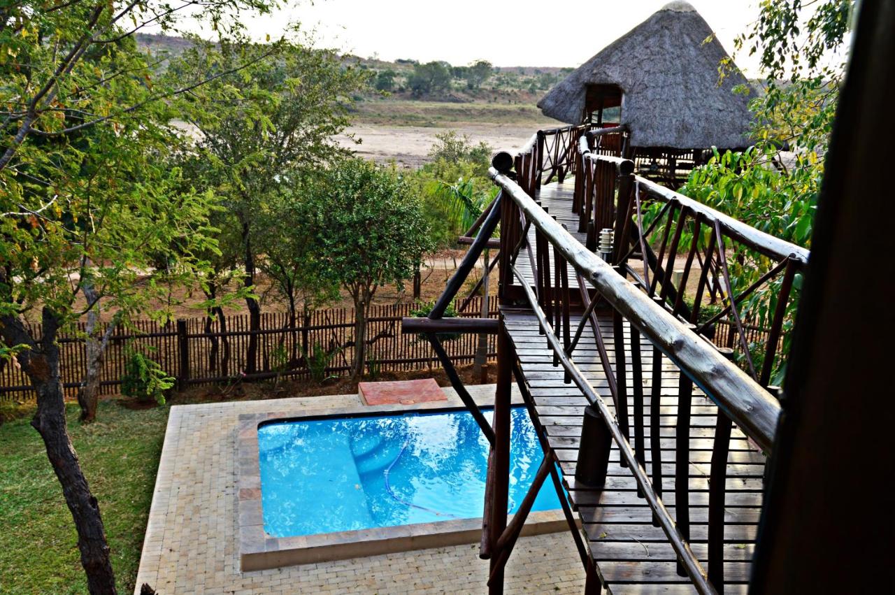 B&B Marloth Park - Bona Ngwenya Lodge & Safaris - Bed and Breakfast Marloth Park