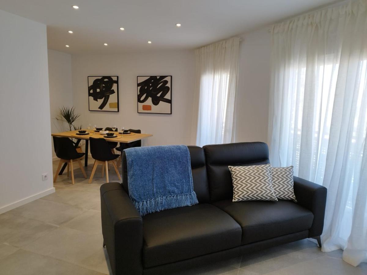 Apartamento con balcón