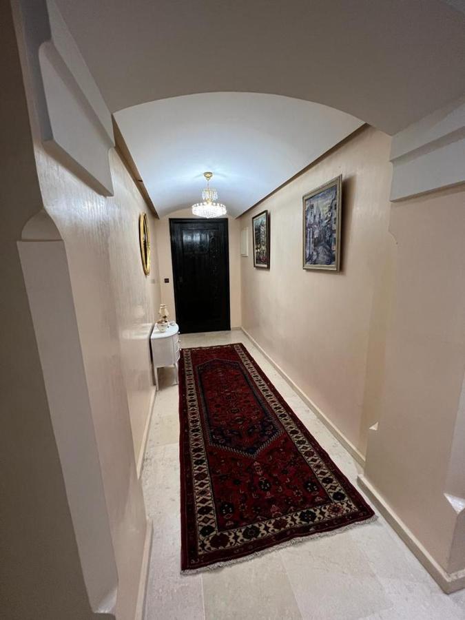 Luxury apartment 3 in the heart of Gueliz, Wifi, Pool - Ferienwohnung Marrakesch