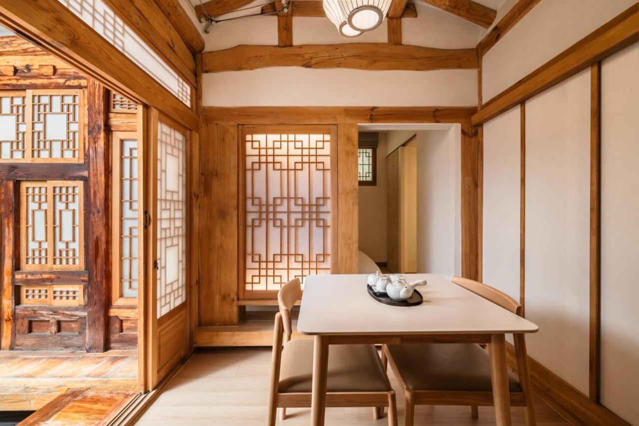 B&B Seoul - Luxury hanok with private bathtub - SN08 - Bed and Breakfast Seoul