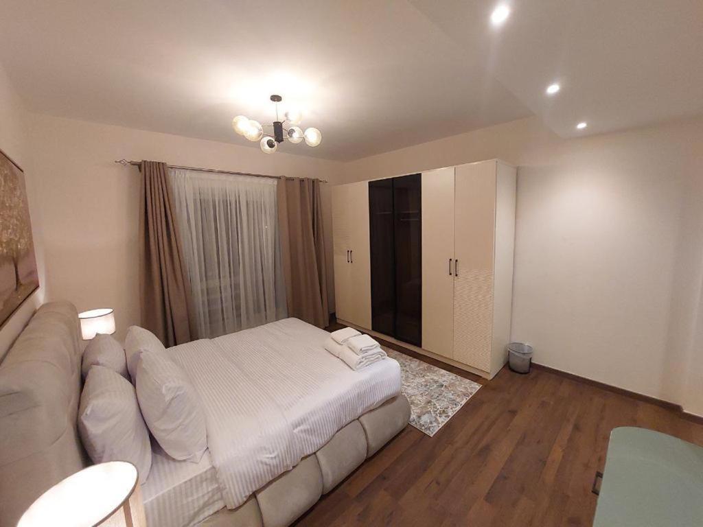 Cairo Festival City apartment - B&B