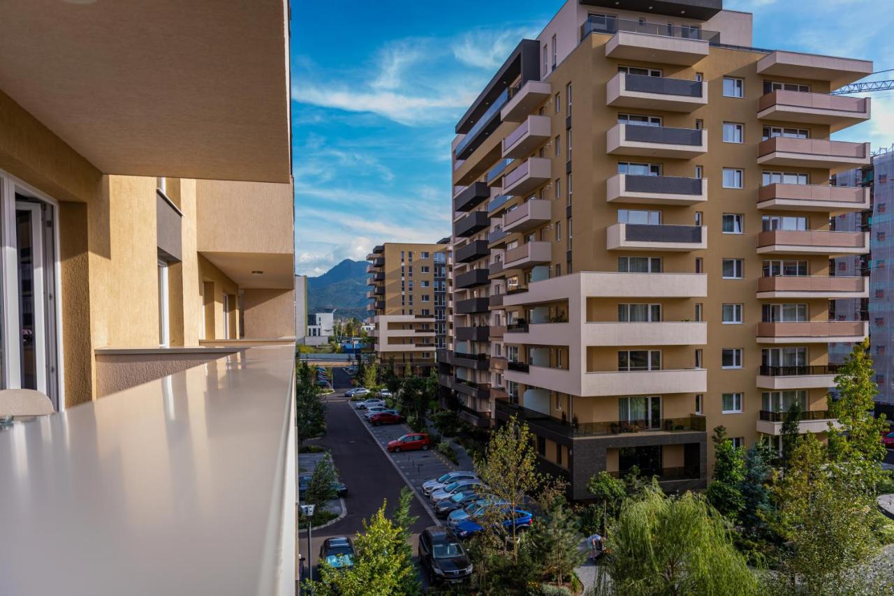 JAD Luxury 3 Rooms & 2 Rooms Apartments Urban Plaza - B&B