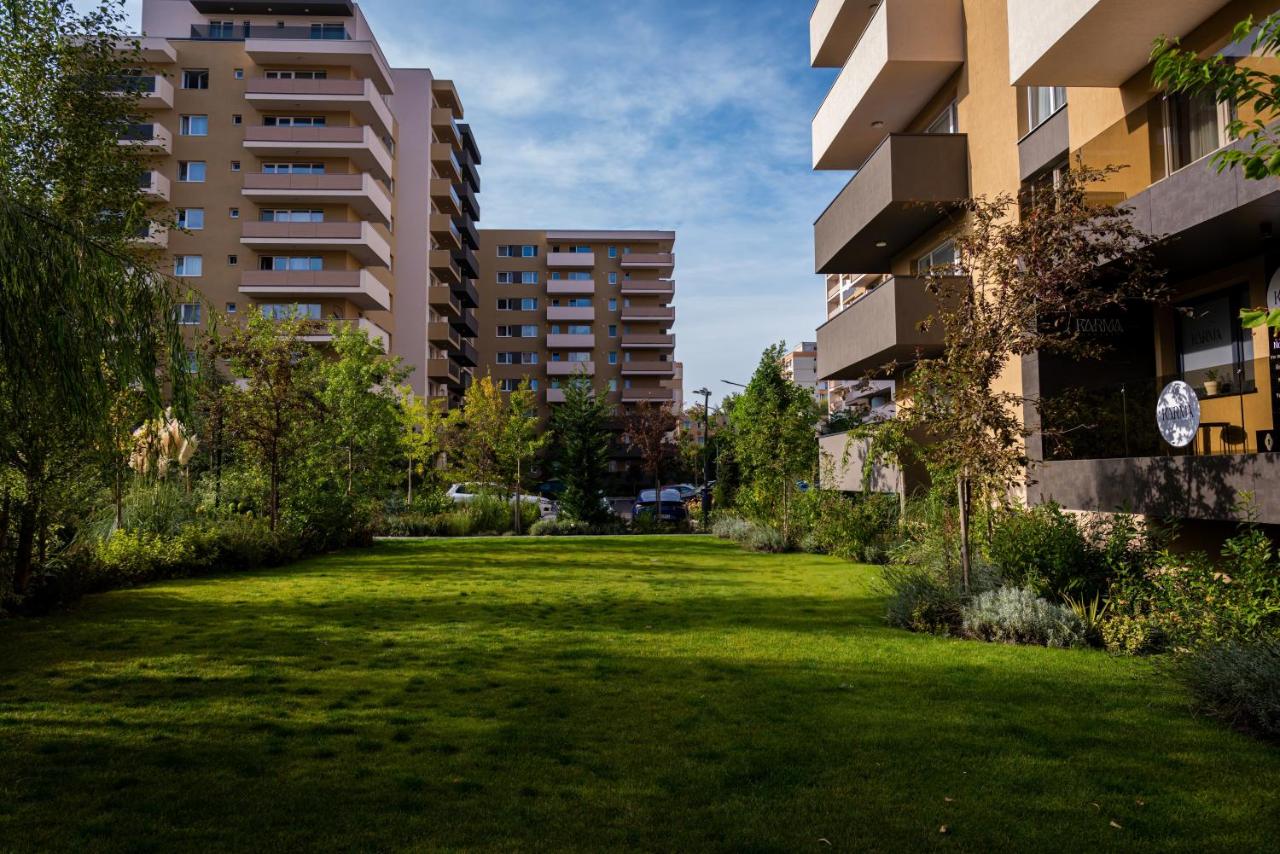 JAD - Urban Plaza - Luxury 3 Rooms & 2 Rooms Apartments - Ferienwohnung