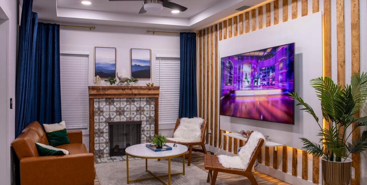 Luxury 5-BR House, Tampa Downtown with Cottage - Ferienwohnung