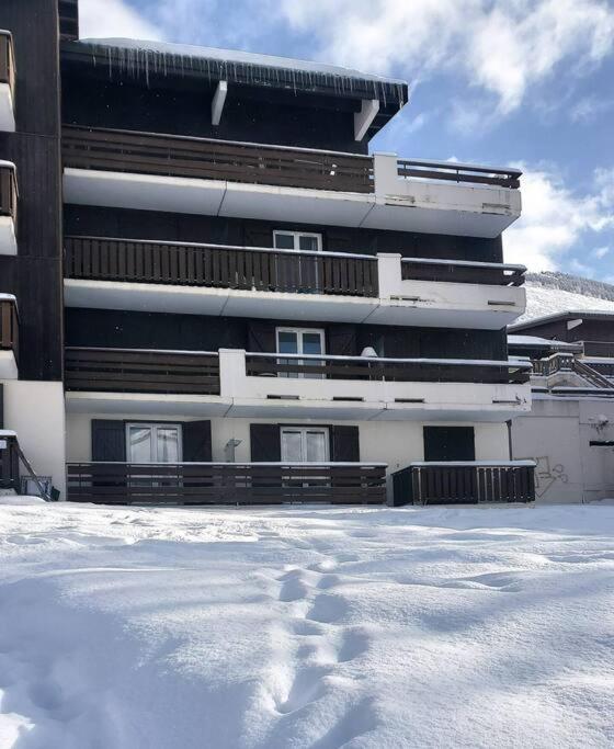 Chouette appartement au pied des pistes (4 max) - Bed and Breakfast