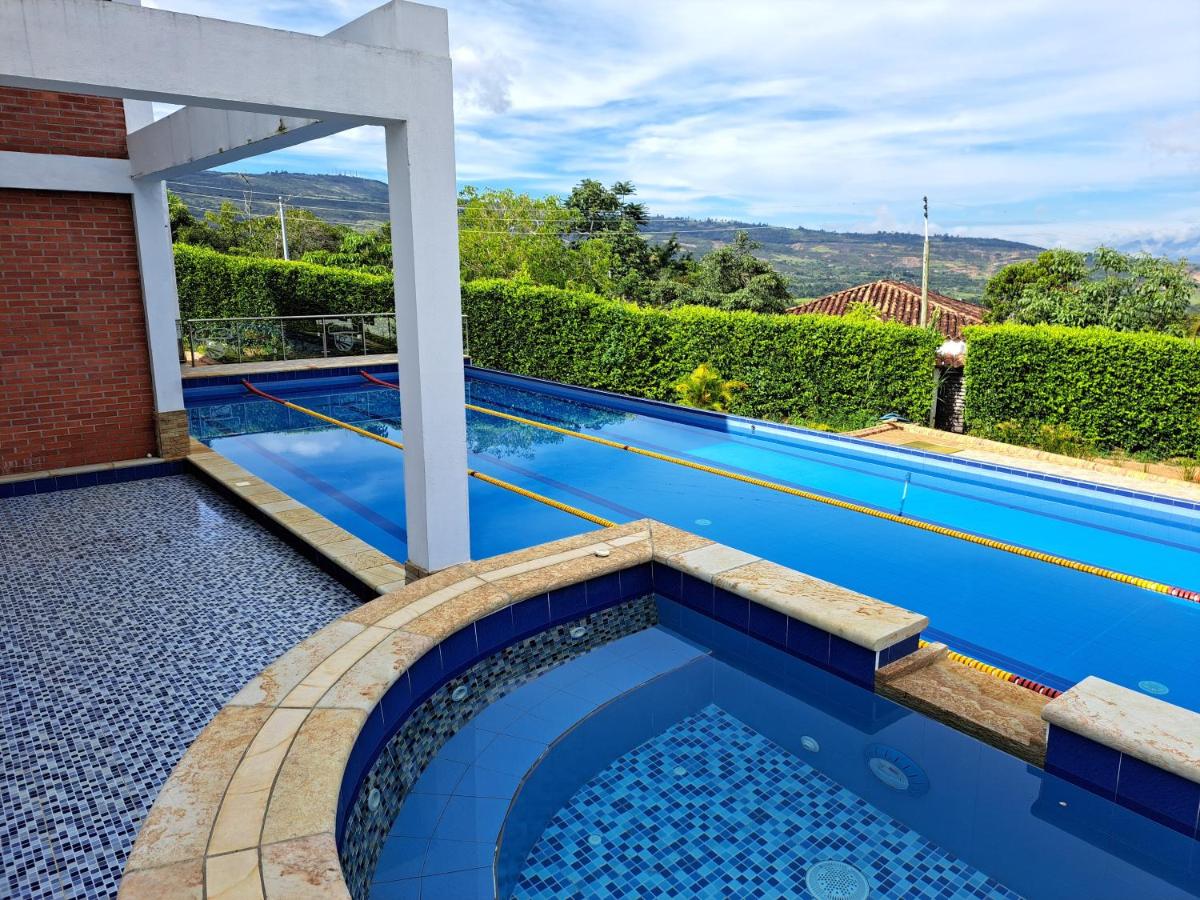 Holiday Home (10 Adults)