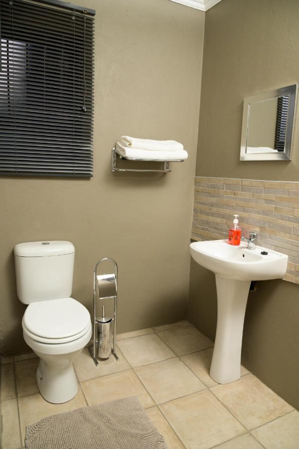 Economy Twin Room