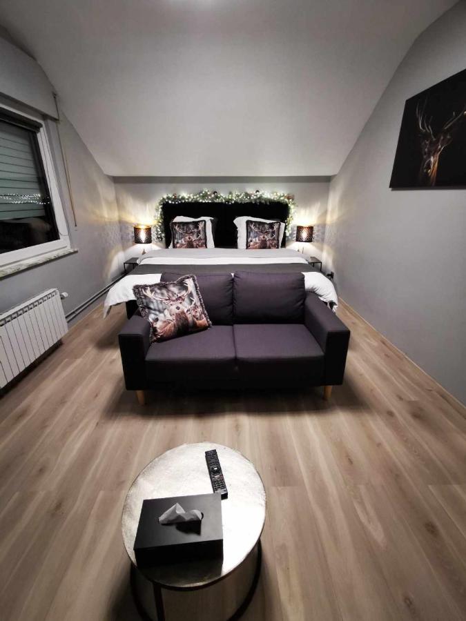 Habitación Doble con vistas a la piscina - 2 camas