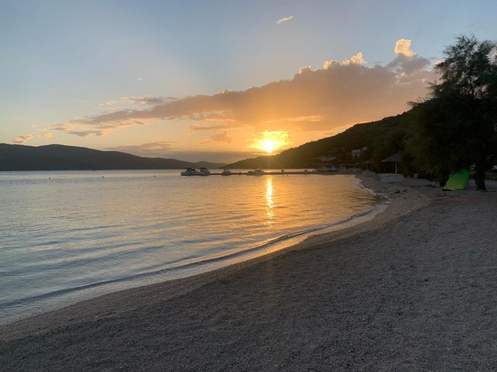 Apartament Abi - B&B Seget Vranjica