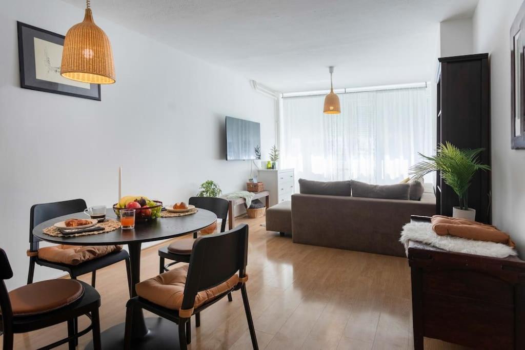 B&B Zagreb - 2-Bedroom Apt Near City Center - Bed and Breakfast Zagreb