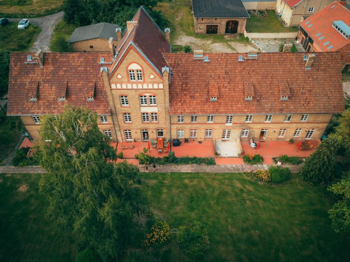 Apartment mit 2 Schlafzimmern und Balkon