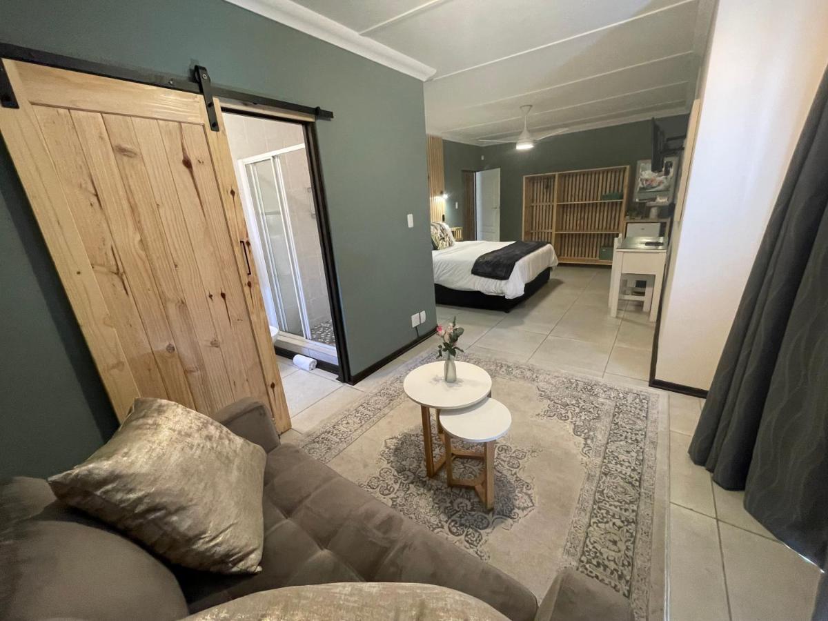 Kamer met Kingsize Bed en Uitzicht op de Tuin 5