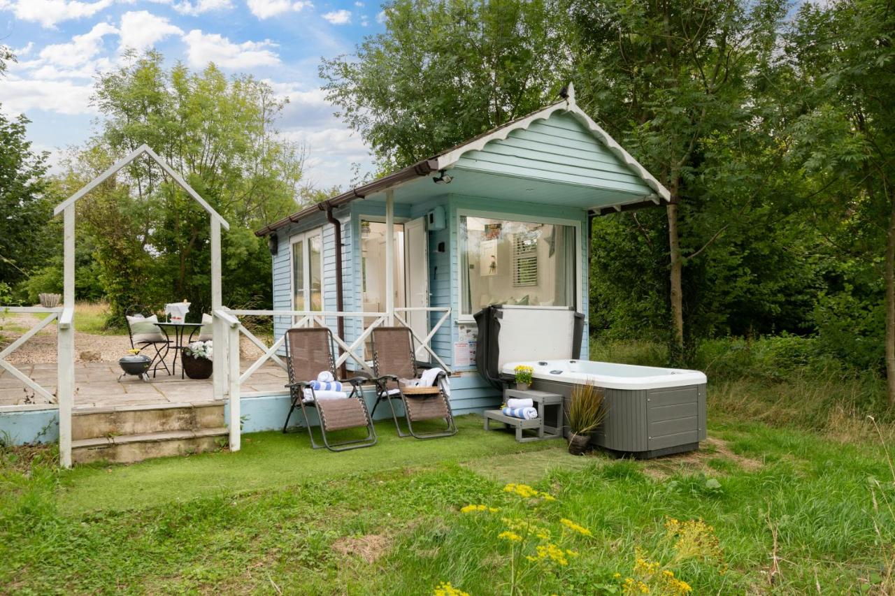 Art Studio - Connect to Nature in the Hot Tub at Cosy Studio - Chambres d’hôtes