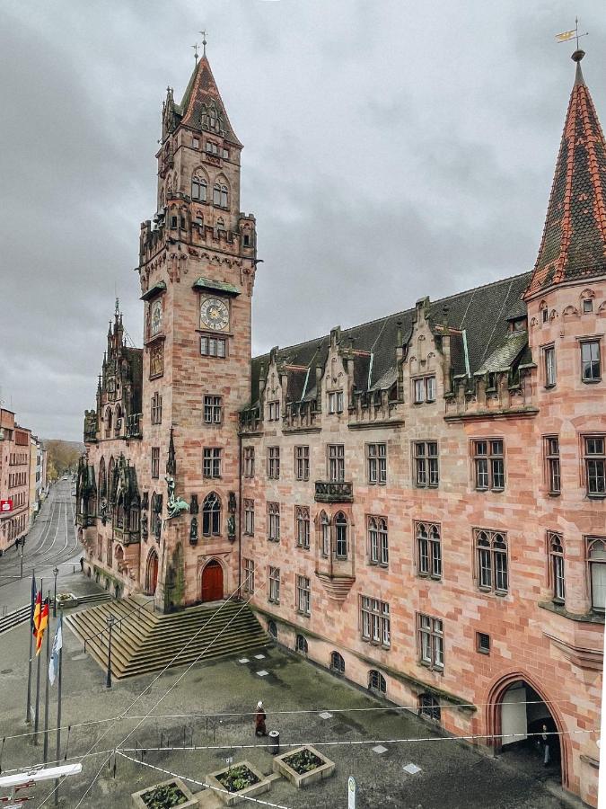 Charmant and Exclusive Apartments im Herzen Saarbrückens - B&B