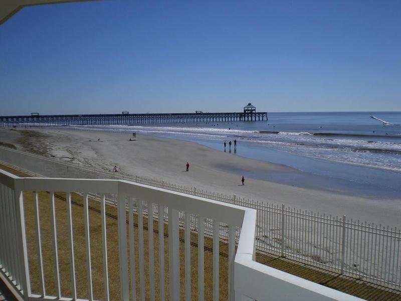 115 Charleston Oceanfront Villas Beach Daze - B&B Folly Beach