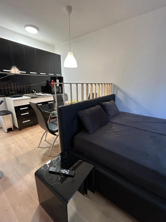 MD STUDIO - Bed and Breakfast Novi Sad