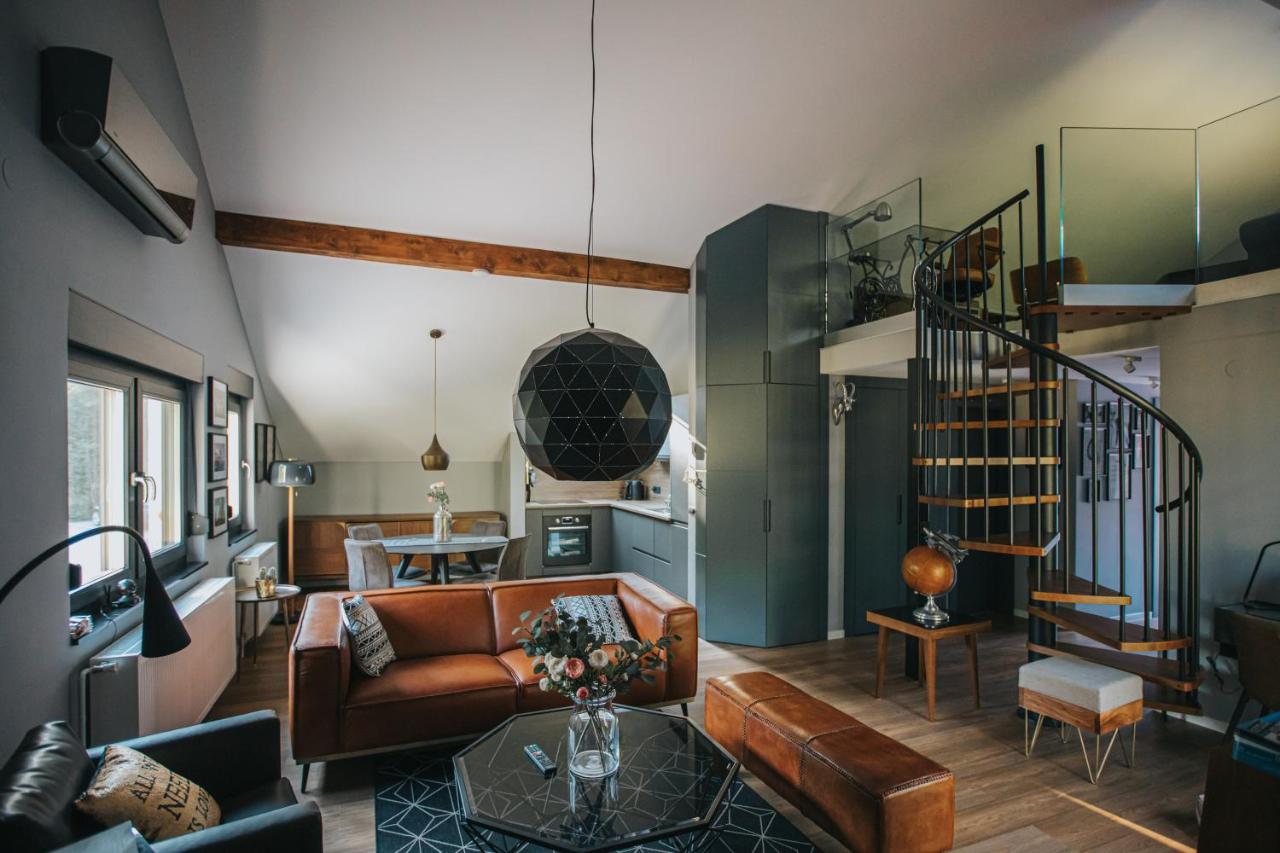 The Loft / Hill View Modern Apartment - B&B Samobor