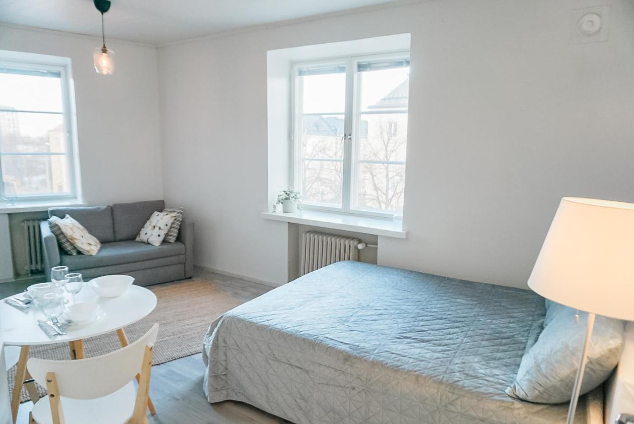 B&B Helsinki - Cozy City Studio by tram and bus stops - Bed and Breakfast Helsinki