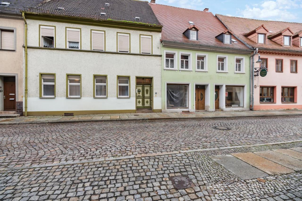 Ehrenberg Apartment am Markt Delitzsch für 6 - B&B