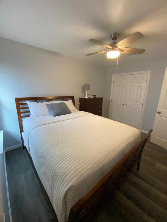 Cozy on the golf course! - B&B Humble