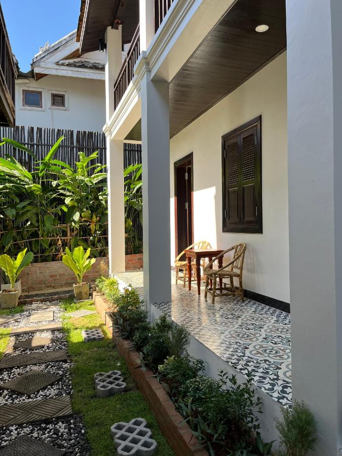 Standard Twin Room with Garden View