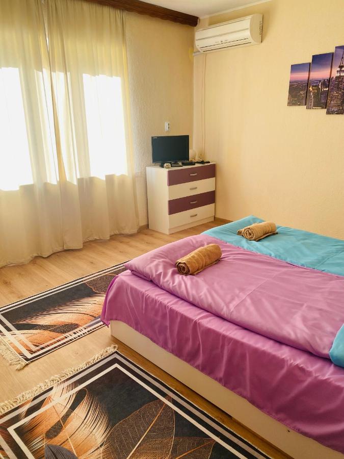 B&B Smolyan - Апартамент за гости Байрактарова - Bed and Breakfast Smolyan