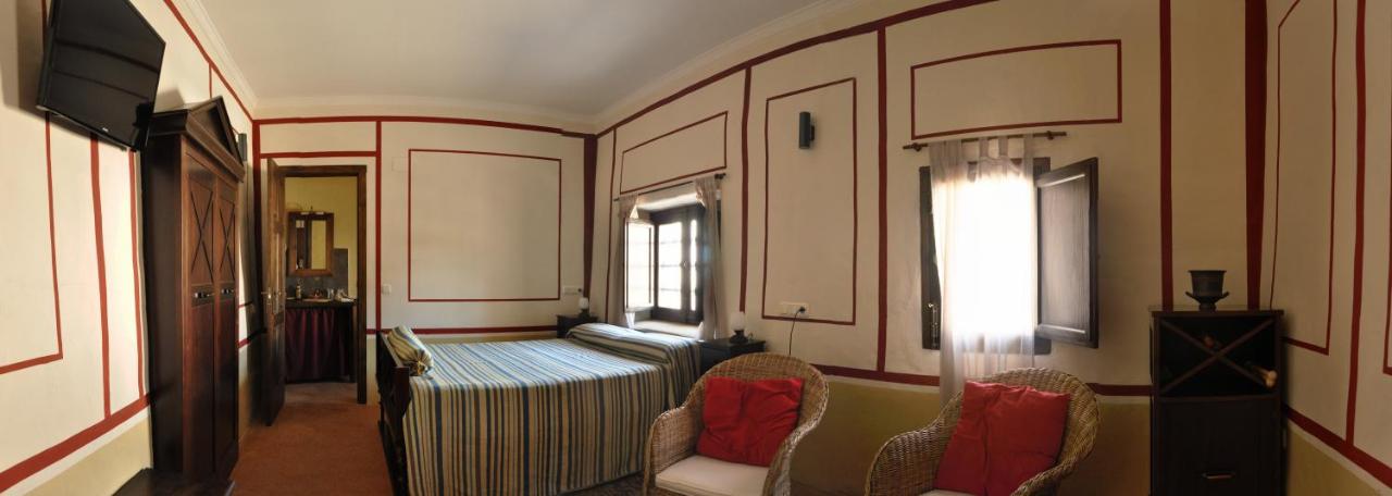 Classic Queen Room