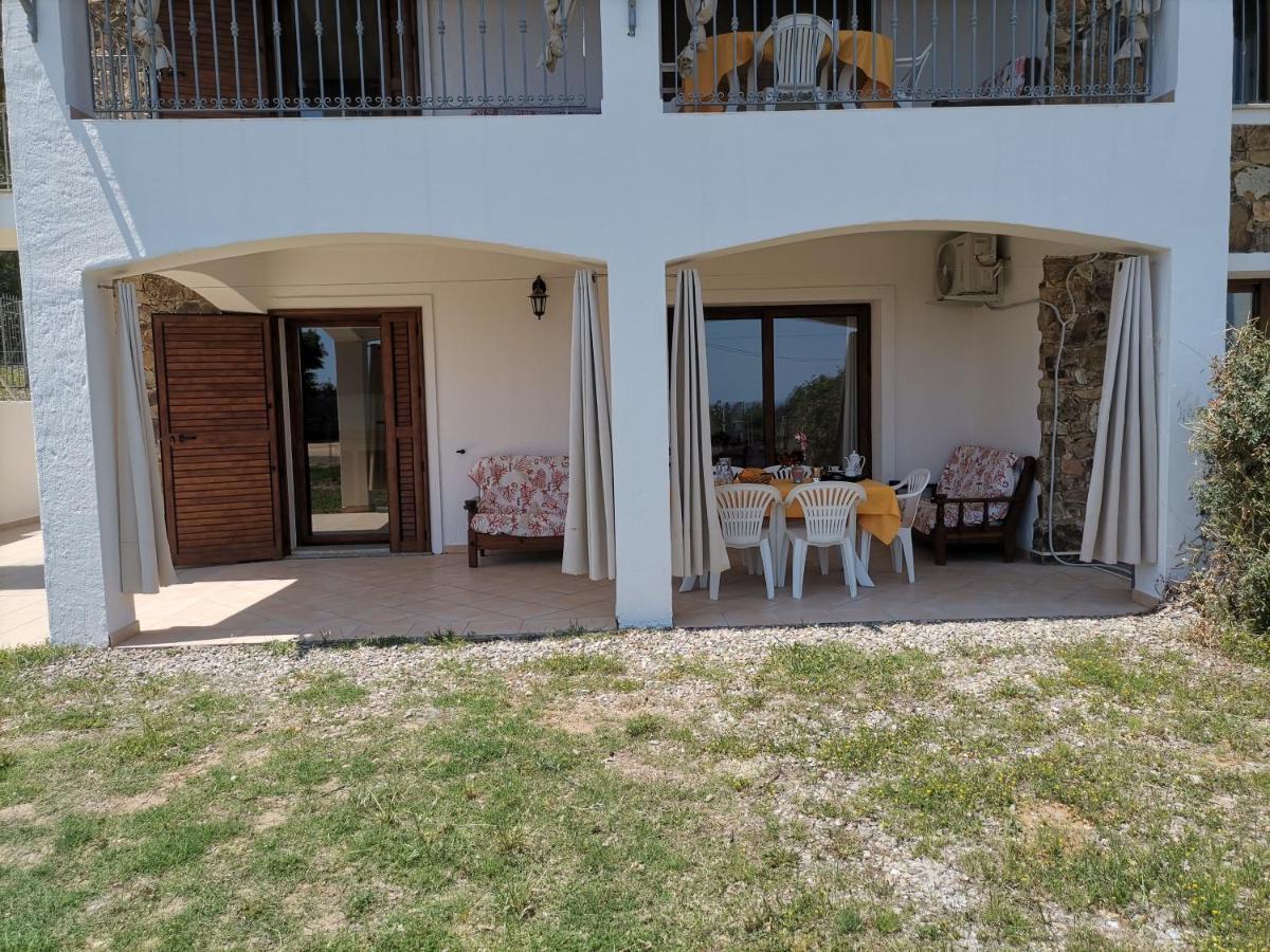 Piccolo Residence vicino alla spiaggia con bellissima vista mare - B&B Tertenia