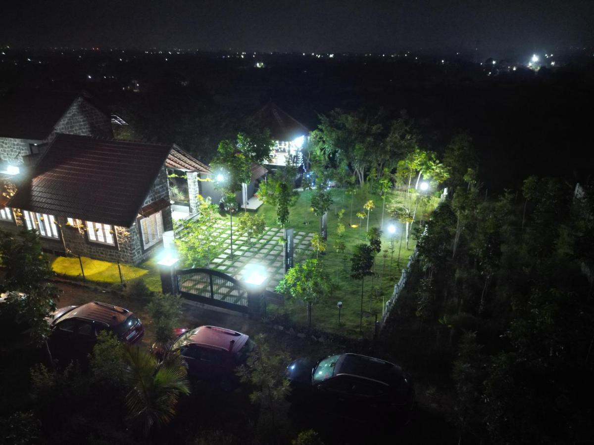 Pet friendly private pool villa near bangalore - B&B