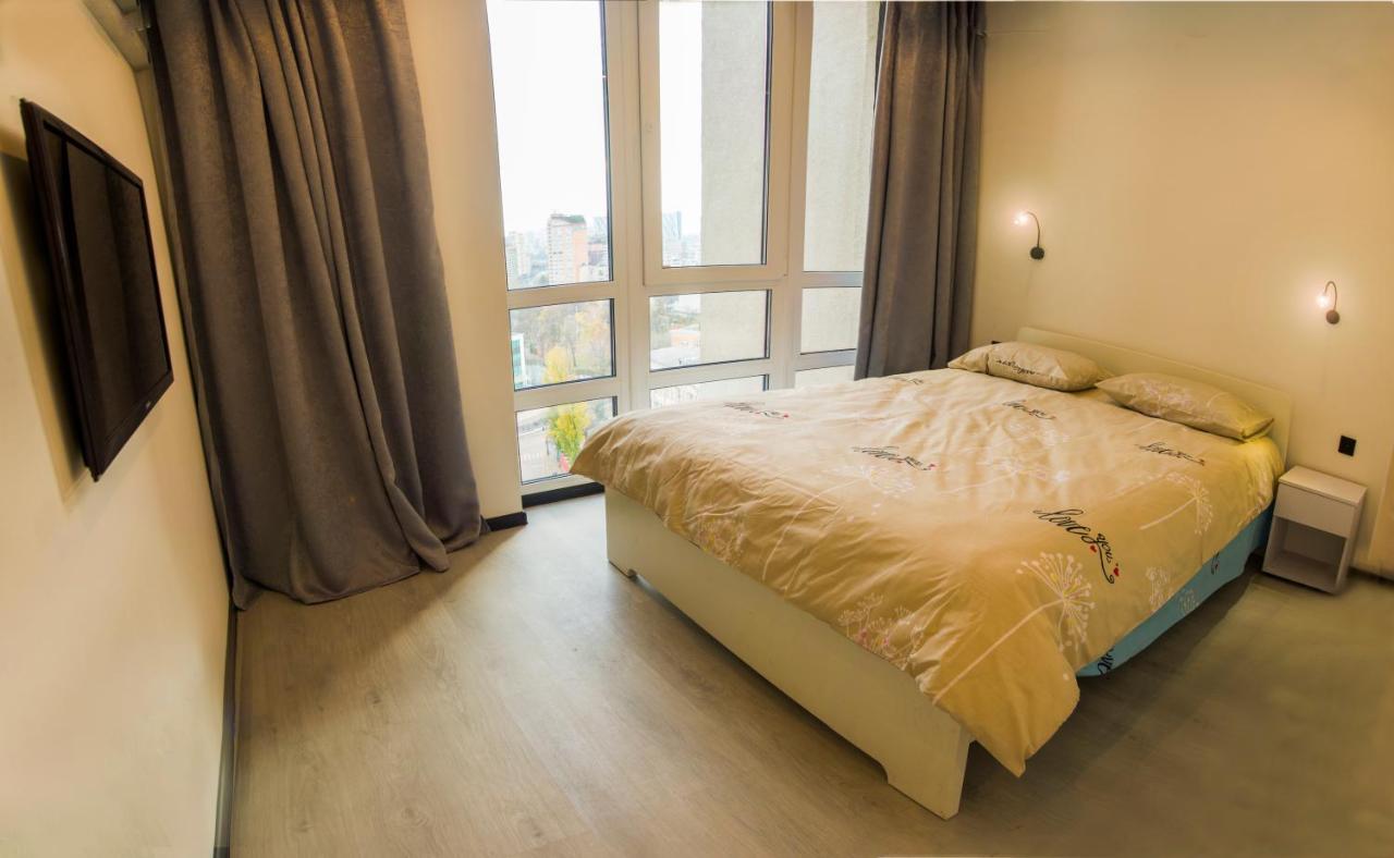 Апартаменты в новострое рядом с центром - B&B