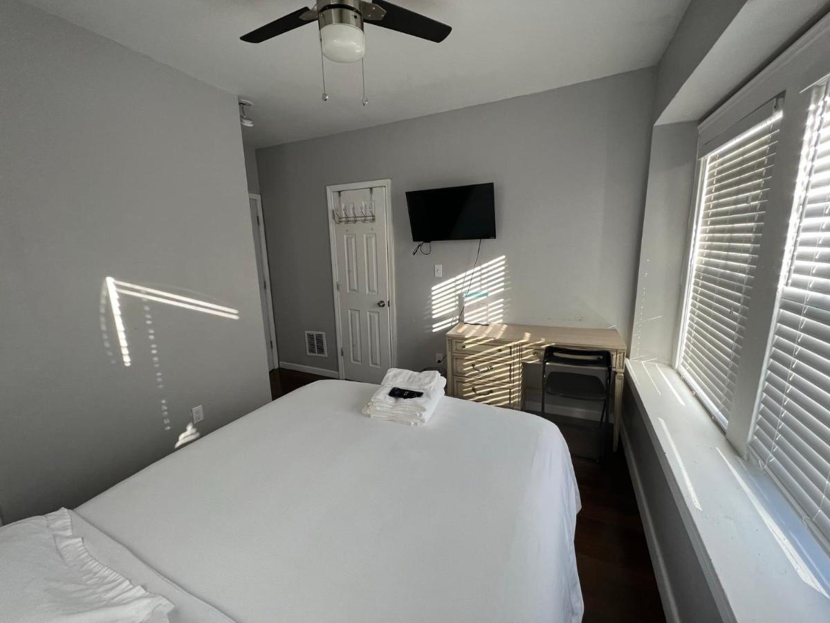 Stay with Jay in Cleveland 3 - B&B Cleveland