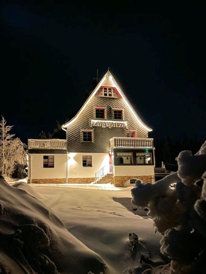 Zugspitze Apartment Sonn.Schein - B&B Altenberg
