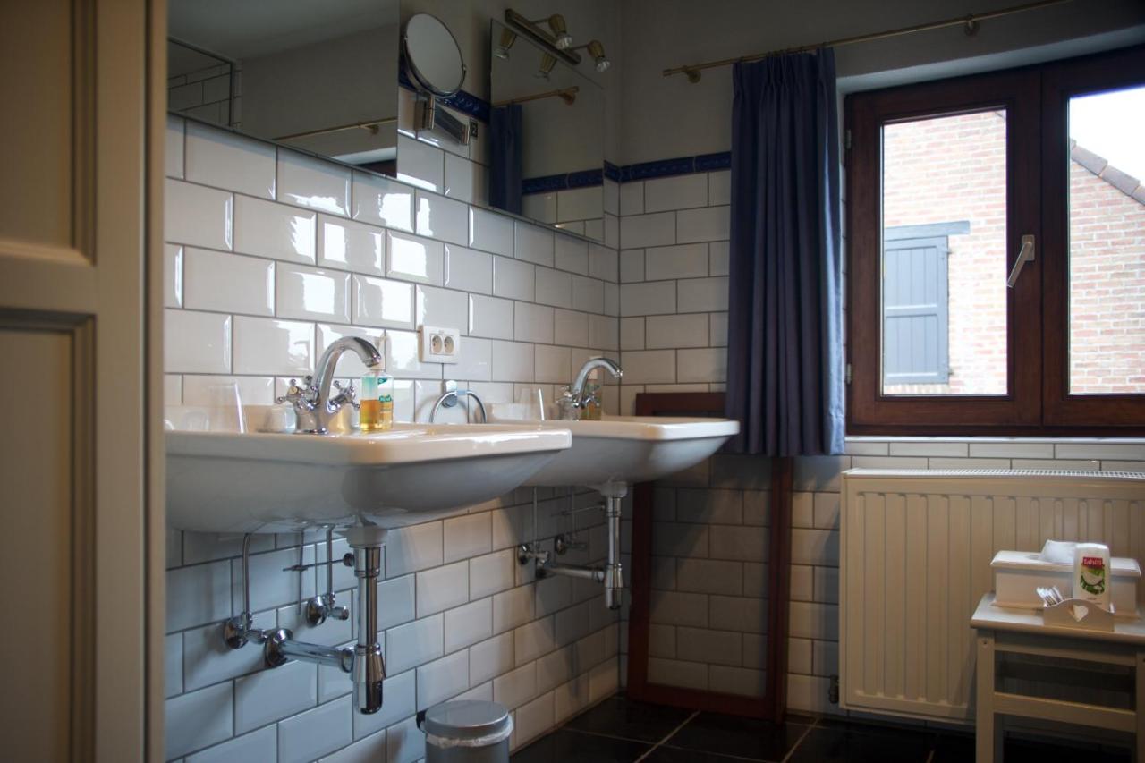 Deluxe Two-Bedroom Apartment