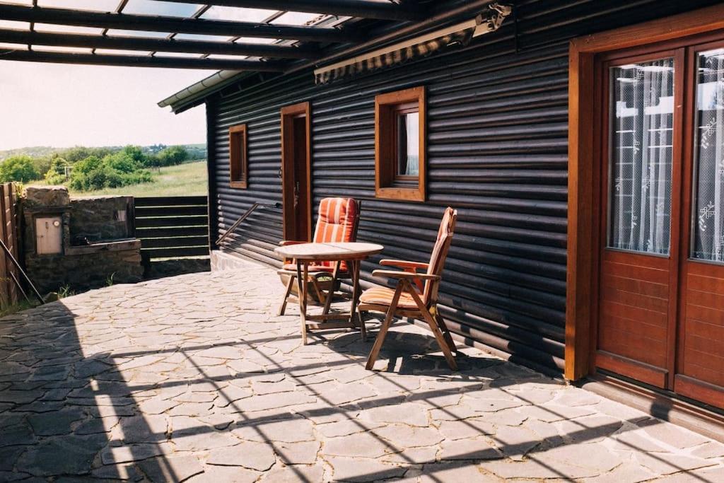 Krásný srub na jihu Brna - Ferienwohnung