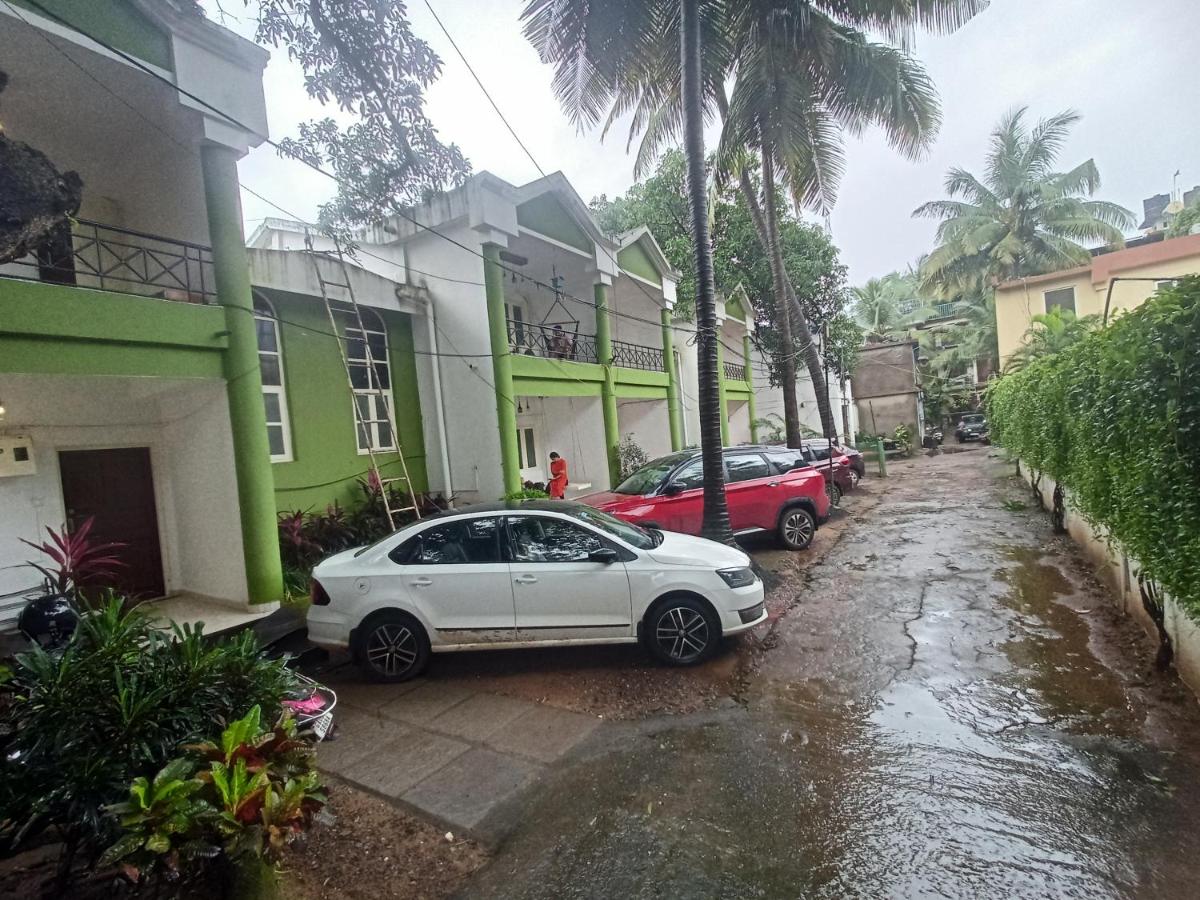 Goa Suites Holiday Home - B&B
