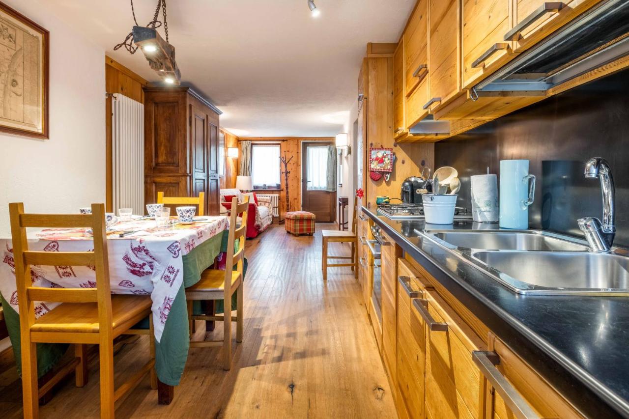 LUVI - Courmayeur - B&B