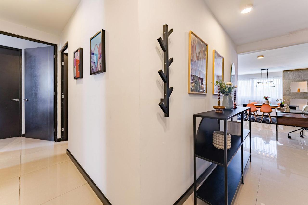 NEW Cheerful Family Friendly Roma Norte Condo - B&B Ciudad de México