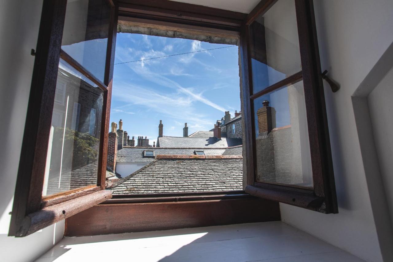The Snug in Mousehole - Bed and Breakfast