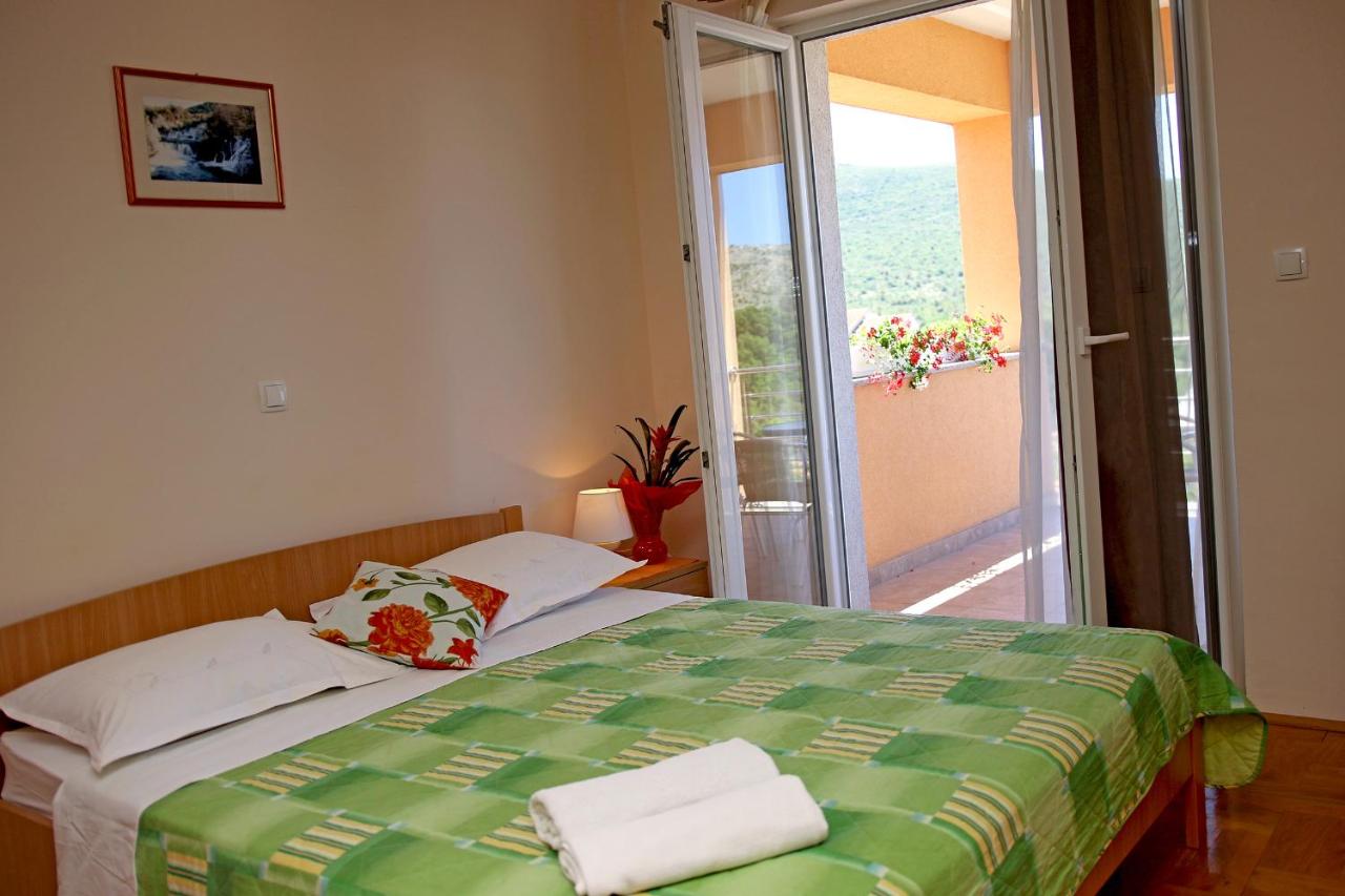 Suite (3 Erwachsene)