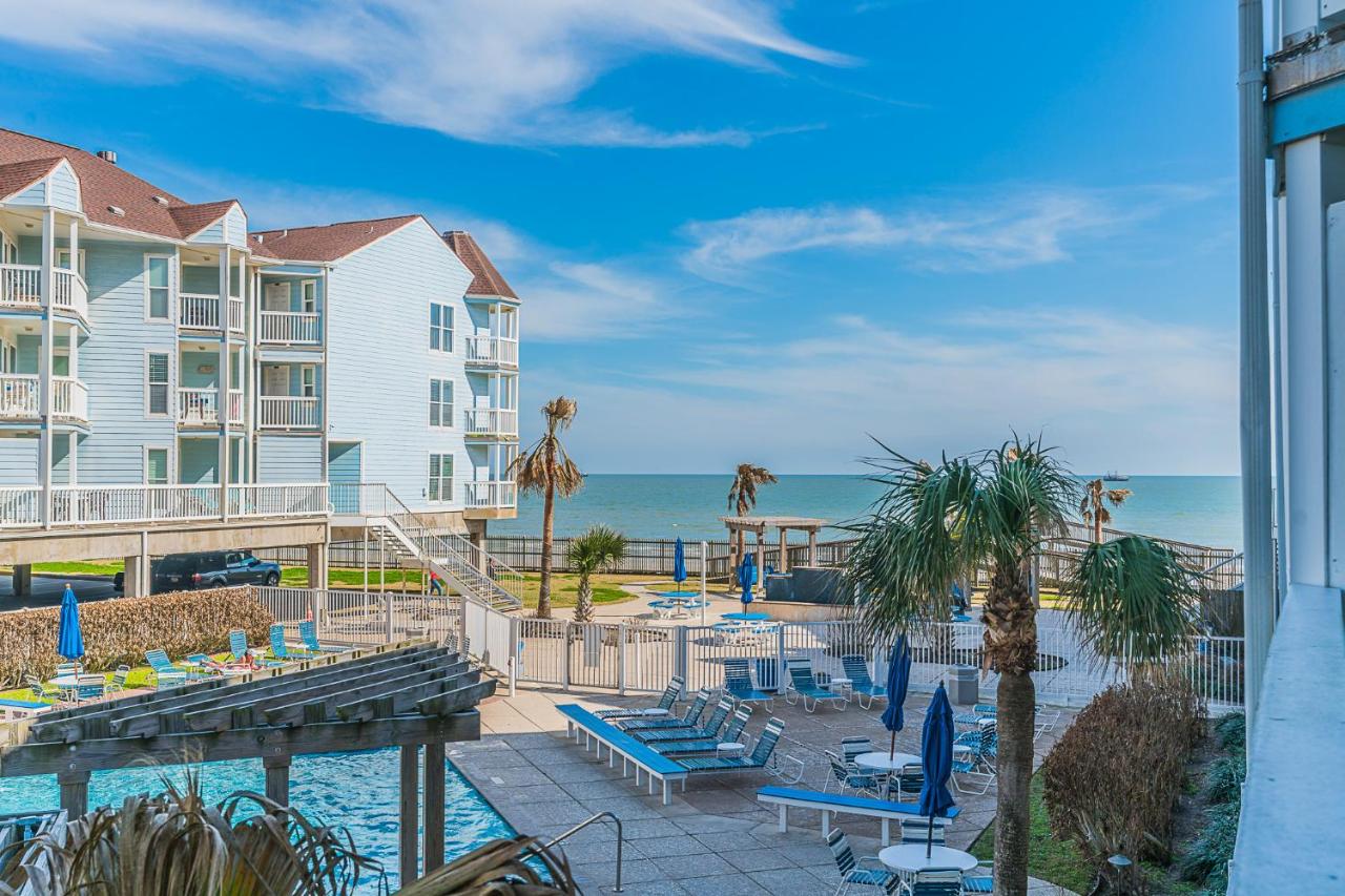 B&B Galveston - Octopus Gardens Private Boardwalk to the Beach Great Gulf views - Bed and Breakfast Galveston