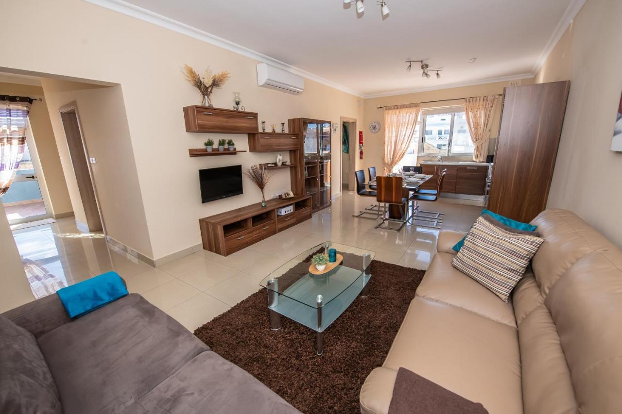 Francis Flats Modern Penthouse - B&B Mellieħa