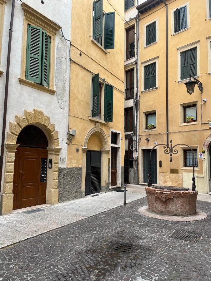 Magnolia Home - Piazza delle Erbe - B&B Verona