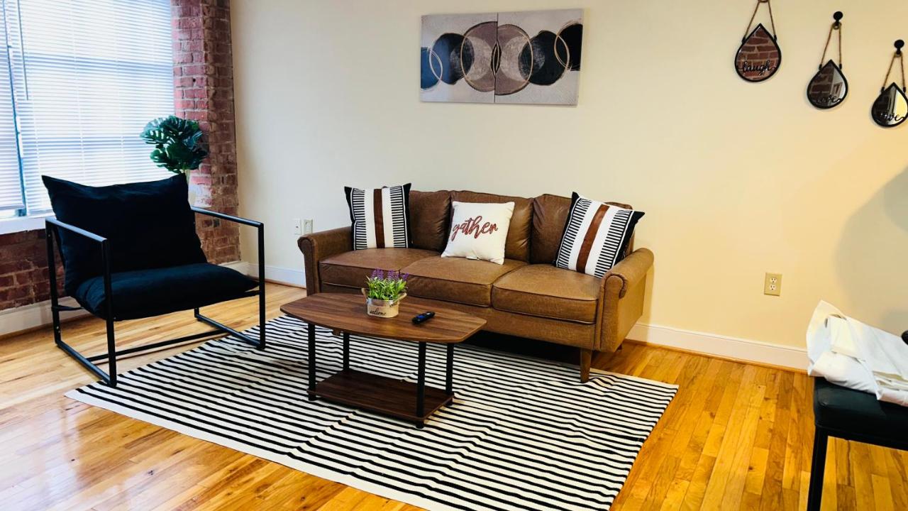 Stylish and convenient downtown apartment - B&B