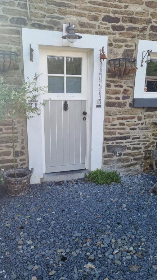 PINE COTTAGE- 5 minutes Francorchamps - charme -piscine-calme-jardin - B&B
