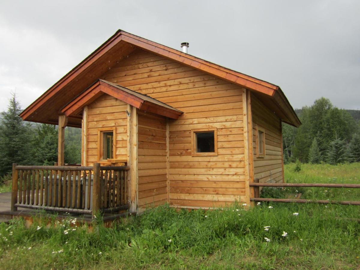 Cottage with External Bathroom